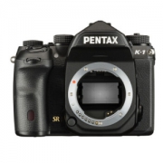 宾得（PENTAX）K-1(机身) 全画幅、五轴防抖、ISO204800、像素偏移分辨率系统、三防、灵动翻转屏