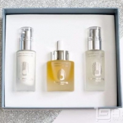 Omorovicza 奇迹护肤套装 （奇迹油30ml+无油清爽乳液30ml+皇后水30ml）£58.4