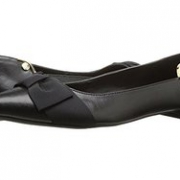 TOMMY HILFIGER Taziana 2 女士尖头船鞋