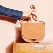 LOEFFLER RANDALL 洛菲勒·兰德尔 女士Saddle麂皮单肩马鞍包 2.5折$99.13