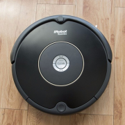 iRobot 艾罗伯特 扫地机器人 Roomba 615 省时省力
