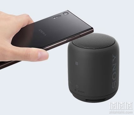 索尼SRS-XB10蓝牙音箱