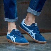Onitsuka Tiger 男款运动休闲板鞋