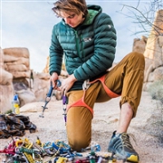 MOUNTAIN HARDWEAR 山浩 Stretchdown 男款羽绒服 750蓬