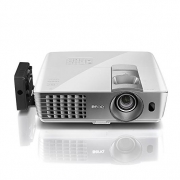 明基（BenQ）  W1075 短焦家用3D高清投影机