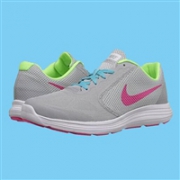 成人可穿：Nike耐克Revolution 3大童时尚运动鞋