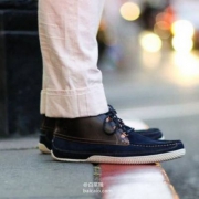 Timberland 添柏岚 男士中帮真皮休闲靴 $49.99