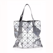 三宅一生（ISSEY MIYAKE） bao bao 手提包 百搭时尚单品，小编同款