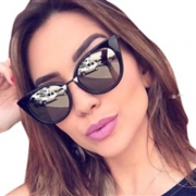 Fendi 芬迪 Cat's Eye Sunglasses 猫眼时尚太阳镜