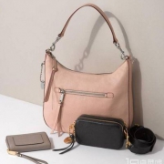 Marc Jacobs 女士Recruit真皮单肩包 2.8折$140.66