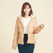 美特斯邦威 女子短款羽绒服 238827