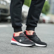 DCSHOECOUSA男女轻便气垫跑鞋