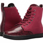 Dr. Martens  女士马丁靴