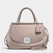 国内￥6500，COACH 蔻驰  Drifter Carryall真皮手提斜挎包 3.9折$229.99