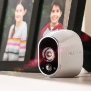 美国网件（NETGEAR）  Arlo 爱洛 VMS3230 无线监控系统