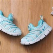 正式发售2017年新款！Nike耐克最新款毛毛虫  大小童均有