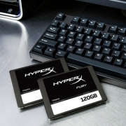 金士顿 HyperX Fury系列 240GB 固态硬盘（SHFS37A/240G）