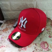 NEW ERA 59Fifty 纽约洋基棒球队 平檐棒球帽 红色