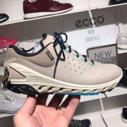 2017秋款，ECCO 爱步 BIOM Venture 女士GTX防水户外运动鞋 新低$80 国内￥2199