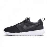 耐克（NIKE）    ROSHE ONE SE 男子休闲运动鞋