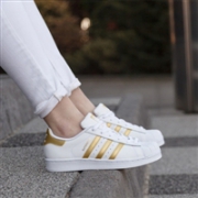 adidas 阿迪达斯 Superstar 大童金标贝壳头