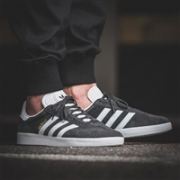成人可穿：Adidas 阿迪达斯 Gazelle 大童板鞋