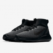 NIKE RAMSDA 男子闲跑鞋 袜套设计