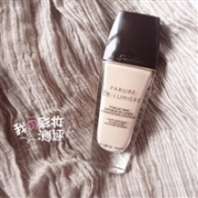 GUERLAIN 娇兰 轻盈散光粉底液 SPF25 PA+++ 30ml