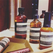降价！Aesop香芹籽抗氧化套装（面部精华100ml+眼部精华15ml+爽肤水200ml）