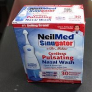 NeilMed's 电动脉冲式洗鼻器（缓解鼻炎 清洁鼻窦）