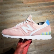 镇店之宝：New Balance 新百伦 996系列女子复古休闲运动鞋 樱花粉