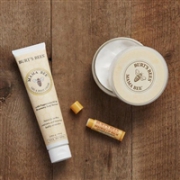最贴心的礼物！Burt's Bees 小蜜蜂妈妈礼盒3件套 铁盒装