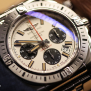 百年灵（Breitling）   CHRONOMAT 44 AIRBORNE AB01154G-G786-101W 男士机械腕表