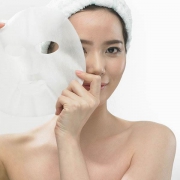 皮肤保养小贴士：敷面膜后要不要洗脸？