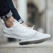 11号0点ASICS 亚瑟士 Gel-Lyte Runner 中性款休闲运动鞋