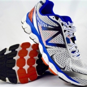 New balance 新百伦 880v4 男款次顶级缓震跑鞋