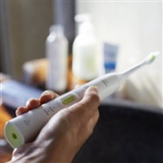 Philips飞利浦Sonicare HX8911/04 电动牙刷