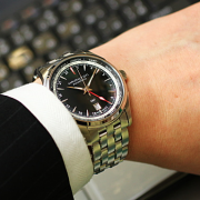 汉米尔顿（Hamilton）   Jazzmaster 爵士大师 GMT H32695131 男士机械表