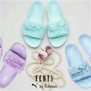 6折好价！Puma x Rihanna Fenty “Fur Slide” 奢华毛拖鞋