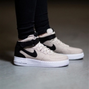 Nike 耐克Air Force 1 07 Mid PREM 女士中帮气垫篮球鞋
