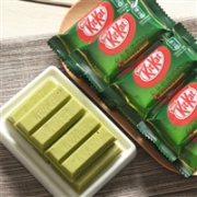 KitKat 雀巢奇巧 新年抹茶口味巧克力套餐 共96枚
