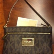 Michael Kors Jet Set女士时尚腕包/手提包 两色可选