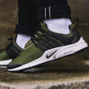 NIKE 耐克 AIR PRESTO ESSENTIAL 男子运动休闲鞋 848187 两色