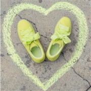 甜蜜糖果色！PUMA 彪马Suede Heart Reset Casual 蝴蝶结麂皮绒板鞋  柠檬绿