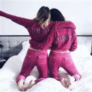 Juicy Couture现有全场正价、折扣区服饰鞋包