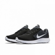 Nike耐克 男子REVOLUTION轻便缓震跑步鞋