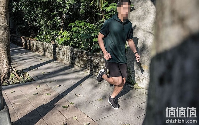 Hoka One One Hupana 跑步鞋开箱体验