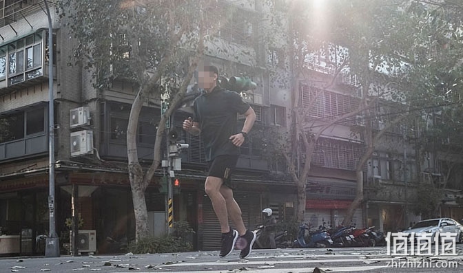 Hoka One One Hupana 跑步鞋开箱体验