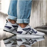 Ebay：Asics 亚瑟士 Gel-Lyte V 男士复古跑鞋H7X1Y $39.99
