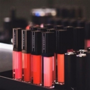 Givenchy 2018新品唇彩 清透柔亮水润果冻唇
